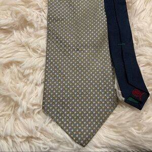 Tommy Hilfiger silk tie
